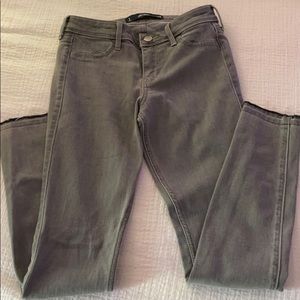 Hollister Skinny Light Grey Jeggings